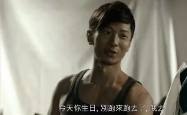疑充大頭遭拆穿!TVB帥氣男星拍片分享大宅內景,被指非自己房子