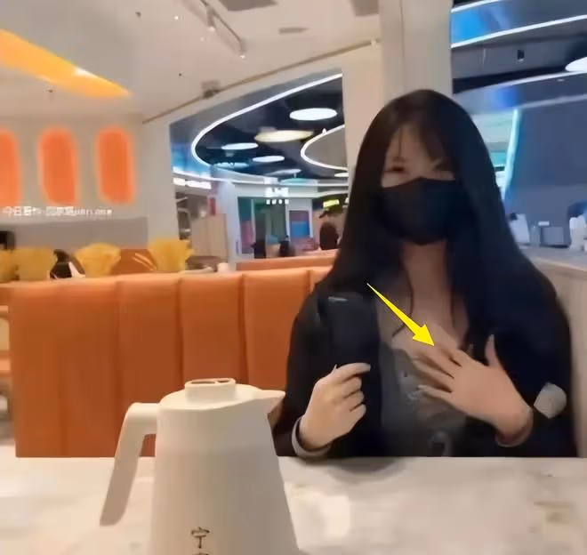 00後女網紅被抓！多則不雅視頻曝光，連兒童區都不放過！
