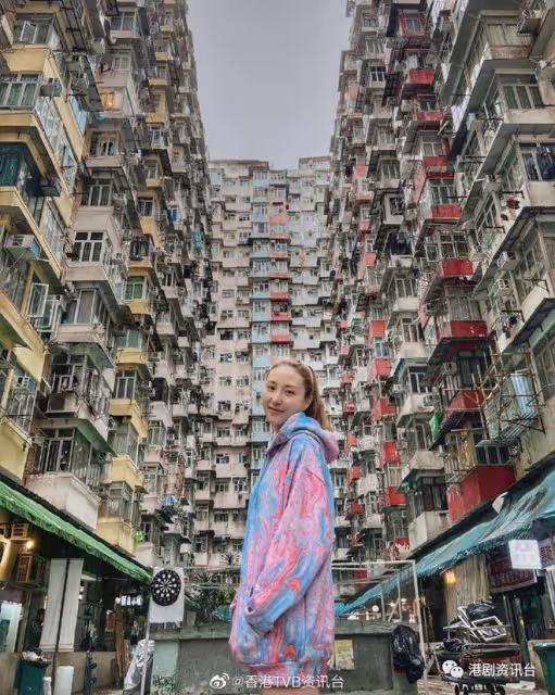 何超雲預支蜜月與未婚夫游日高調放閃！東京鐵塔下合照一動作現小女人Feel