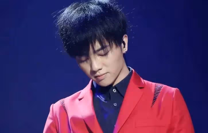 表面是藝人,實際是富二代的5位明星,混不下去就得繼承家產