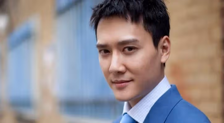 表面是藝人,實際是富二代的5位明星,混不下去就得繼承家產