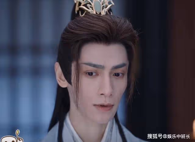 《長月燼明》柔妃復活現身,一聲燼兒阻止澹臺燼入魔,黎蘇蘇傻眼了!