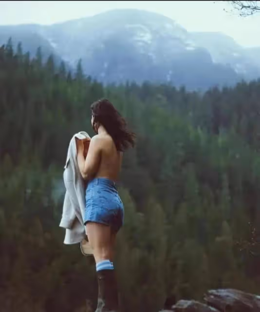 一晚兩大瓜!曝沈騰病情惡化老婆要離婚,鍾麗緹女兒半裸照曝光