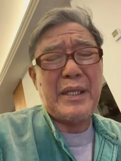 70歲李立群到台灣妹妹家蹭飯，愛國妹妹將其攆走，痛罵他是兩面人