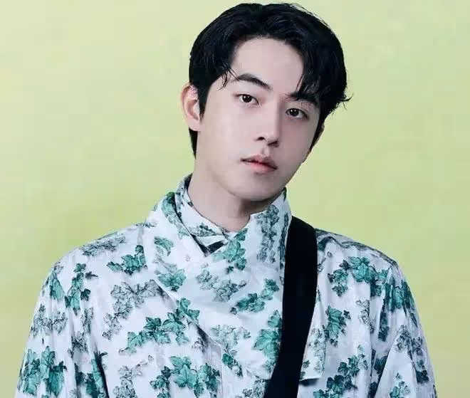 韓娛記者曝光南柱赫霸凌同學的影片?