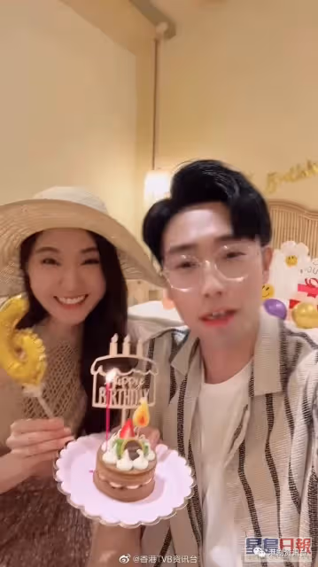 TVB當紅男主持44歲生日!與漂亮女友旅遊慶生被催婚