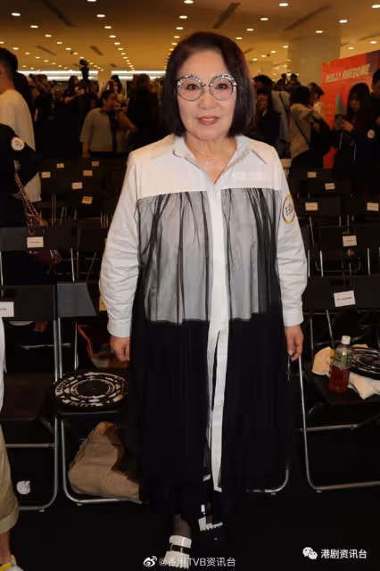 張敬軒大讚李司棋沒被時代淘汰!72歲司棋姐膺十大網紅