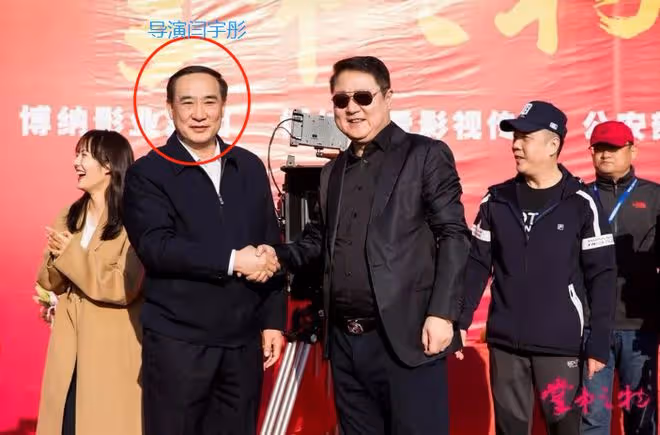 曝王雷改戲惹怒黃軒，兩人在片場大鬧，陳寶國也曾暗示王雷是戲霸