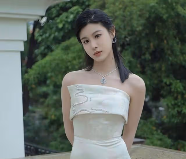 TVB知名女星容貌大變陷整容疑雲，入行4年上位快，傳有富爸爸撐腰