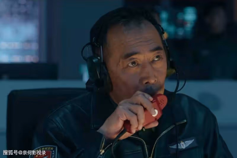 大爆款來襲！胡軍當配角，周冬雨女一號，男主是亮點