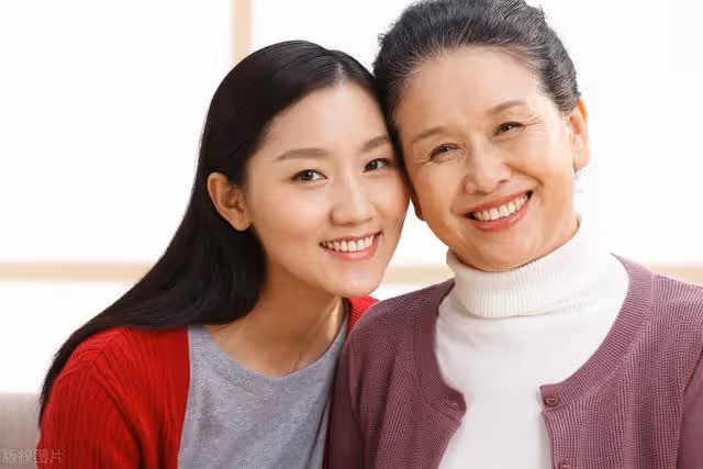退休5年，女兒接我養老，條件是養老金還房貸，生活費自己掙