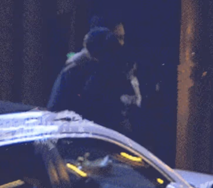 新戀情？董璇和男友人聚餐，結束牽手走出神情嬌羞，擁抱告別顯不舍