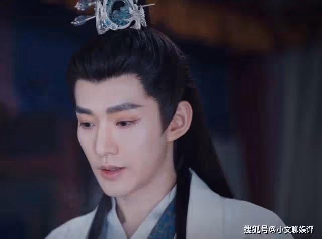 《長月燼明》澹臺燼並非天生邪骨,一切竟是柔妃的陰謀,黎蘇蘇傻眼!