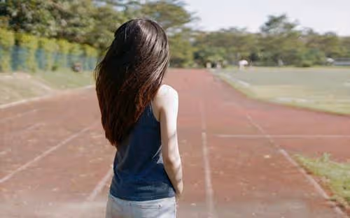老公背叛了我,傲嬌小三挺著大肚子找上門, 婆婆的「一個舉動」公公笑了,我卻感動得哭了!