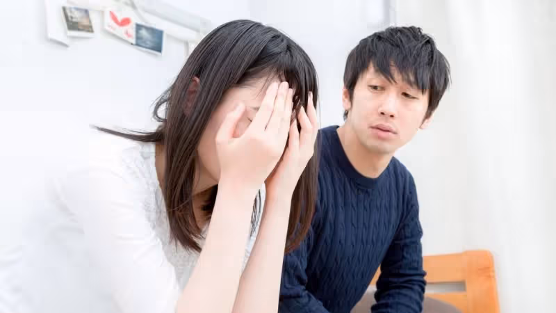 新婚的我們本來每晚恩愛!但他妹搬來後,老公就不碰我了!我哭著問他,他竟說:「我妹說妳很髒!」才發現.…
