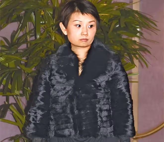 香港主持人訴說移民辛酸！找工作無人識，沒保姆需學做菜崩潰大哭