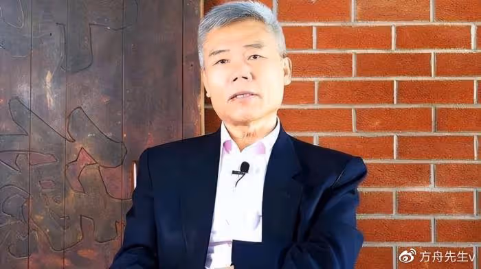 李立群再回應立場問題,自稱「兩半人」非兩面人,被質疑偷換概念