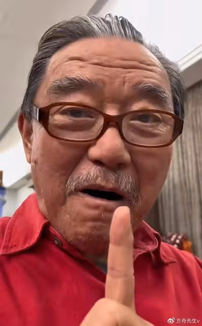 李立群再回應立場問題，自稱「兩半人」非兩面人，被質疑偷換概念