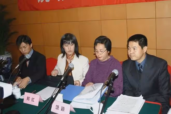 饒穎:趙忠祥與我發生關係多年,他有特殊癖好,令我身心受到傷害