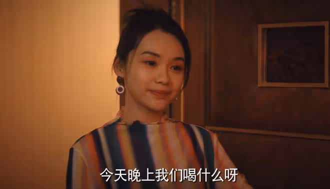 躲過《漫長的季節》女主李庚希，卻被女四號驚艷了，撞臉邱淑貞