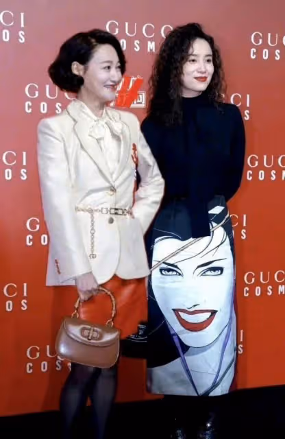 GUCCI紅毯「殺」瘋了：肖戰露長腿，惠英紅親吻宋佳，舒淇驚艷