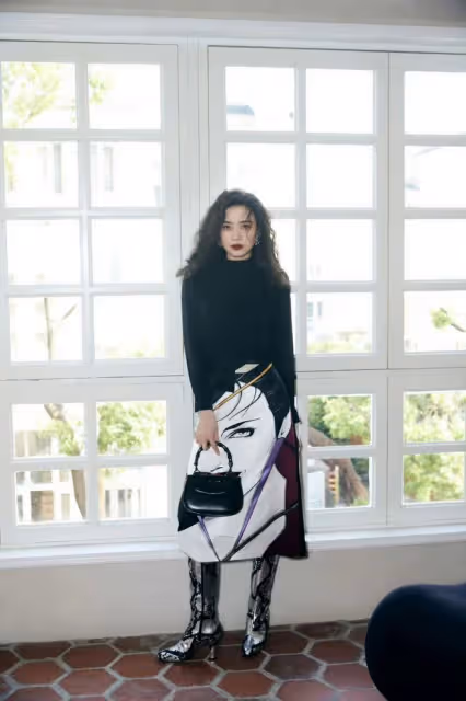 GUCCI紅毯「殺」瘋了：肖戰露長腿，惠英紅親吻宋佳，舒淇驚艷