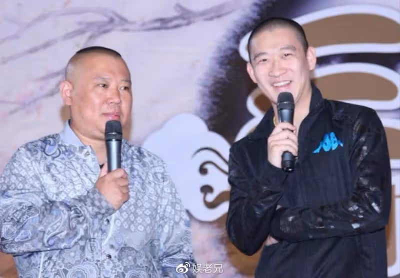 曹雲金直播,超8萬人圍觀,彈幕罵聲為零,網友為何突然原諒了?