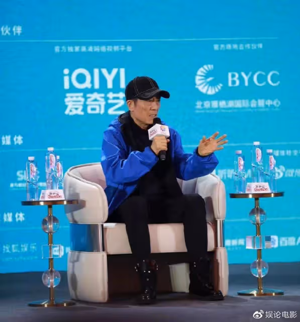 張藝謀再談《滿江紅》,稱一直在罵聲中成長,習慣罵聲但會改進