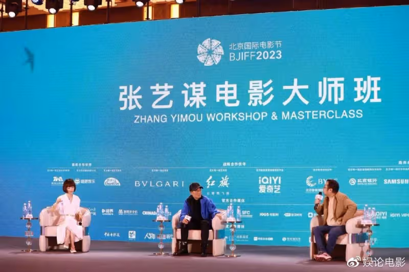 張藝謀再談《滿江紅》,稱一直在罵聲中成長,習慣罵聲但會改進