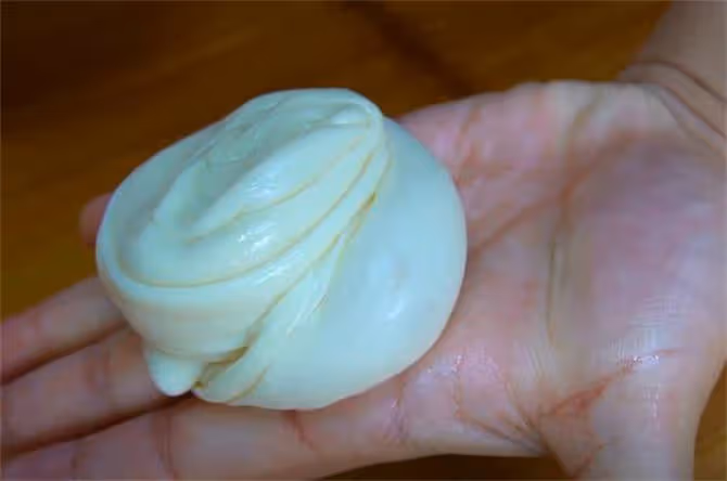 最簡單烙餅做法，疊起來麵皮就能出泡泡，外脆里軟又筋道，太香了