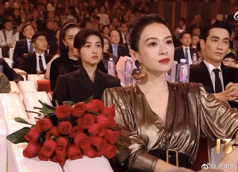 網友偶遇章子怡陳可辛聚會熱聊,可能在談合作事宜,影迷期待進組