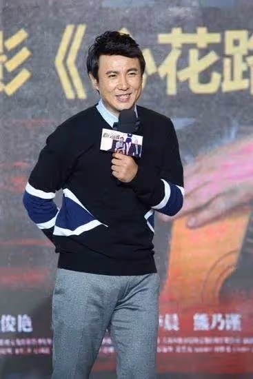 沈騰回應生病傳聞,目前人已回國,此前還曾參加馬麗新電影首映禮