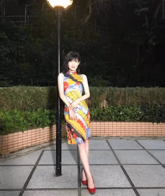 狂走音遭狠批!55歲周慧敏演唱會表現失准,網友:之前形象都毀了