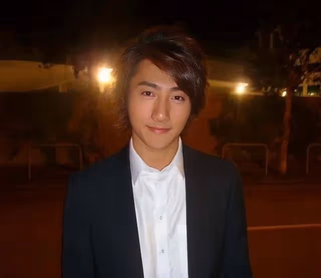 香港知名男星低調結婚,在內地買房定居,嫌TVB工資太低離巢