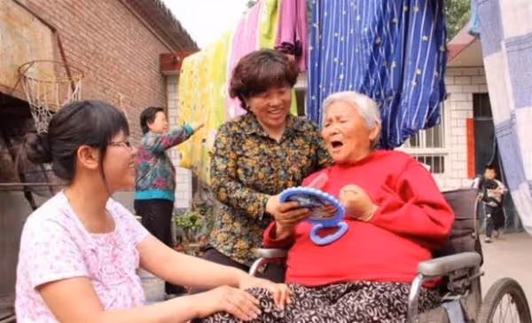 婆婆住院我出錢出力， 出院後聽到婆婆說的話，我從此不去婆家
