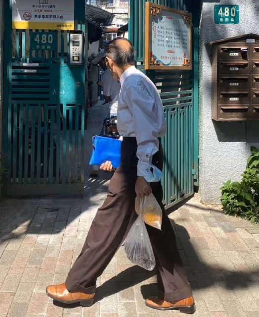 60後和70後的男人，「束腰」和「卷角」哪個更好？看完你就會知道，