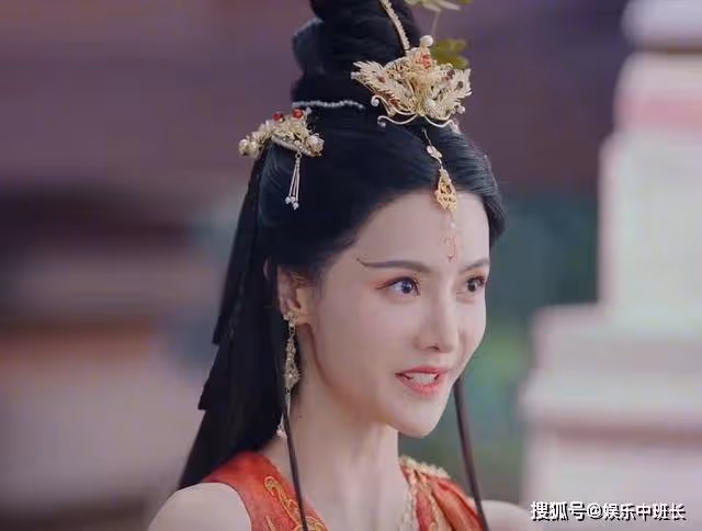 《長月燼明》黎蘇蘇鳳凰涅槃,整部劇特效又提升一個檔次