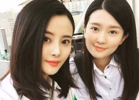李光潔「金屋藏嬌」的嬌妻是熟悉的她！長相美艷實力派，娶到寶了