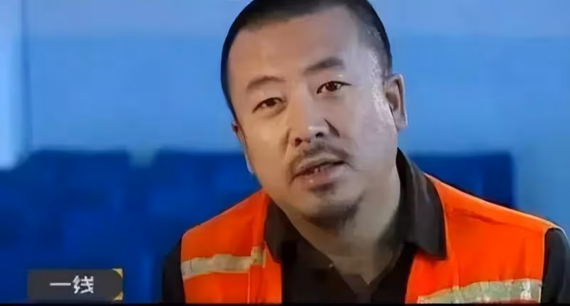 劫匪潛逃13年,如何變身著名影星?一部諜戰劇,如何暴露其身份?