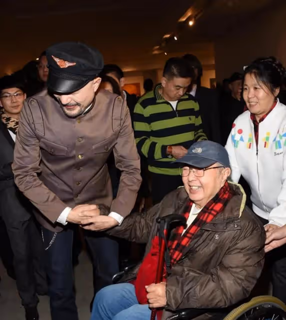 馬大姐夫李建華病逝,事發前被義子送往醫院,蔡明李金斗悲痛悼念