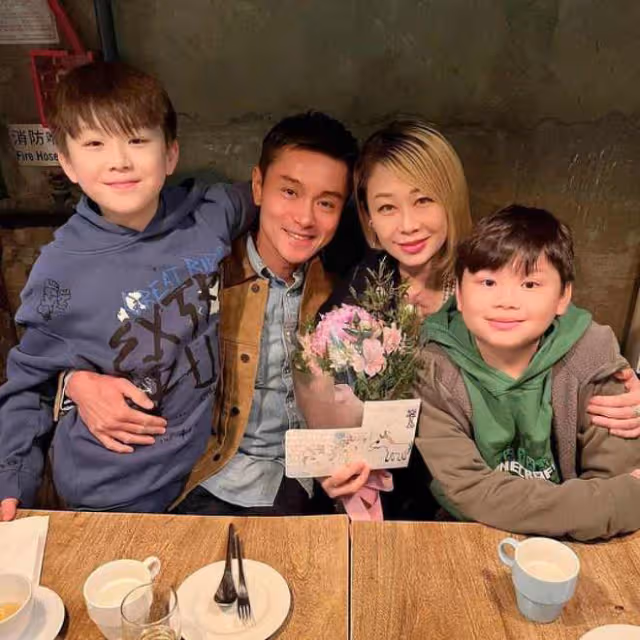 47歲知名港星參加鐵人三項!嚴重抽筋仍不放棄,曾患重病險喪命