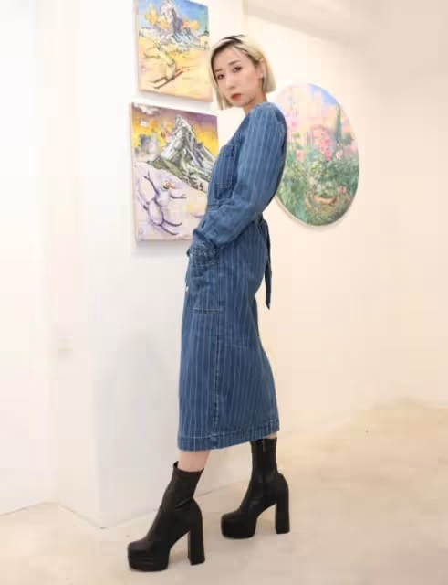 繼續戀愛!港女歌手與男友愛情長跑近十年,自覺一紙婚書不太重要