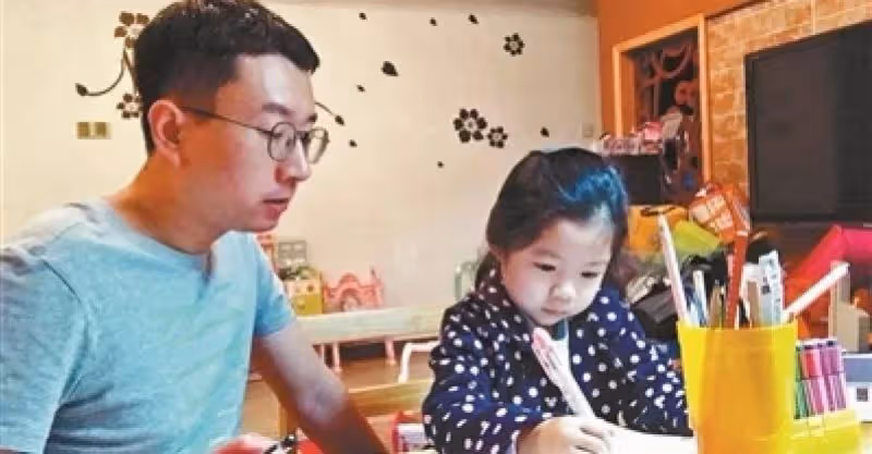 老婆打我媽，我讓她滾，6歲女兒畫的一副畫，讓我腸子悔青！