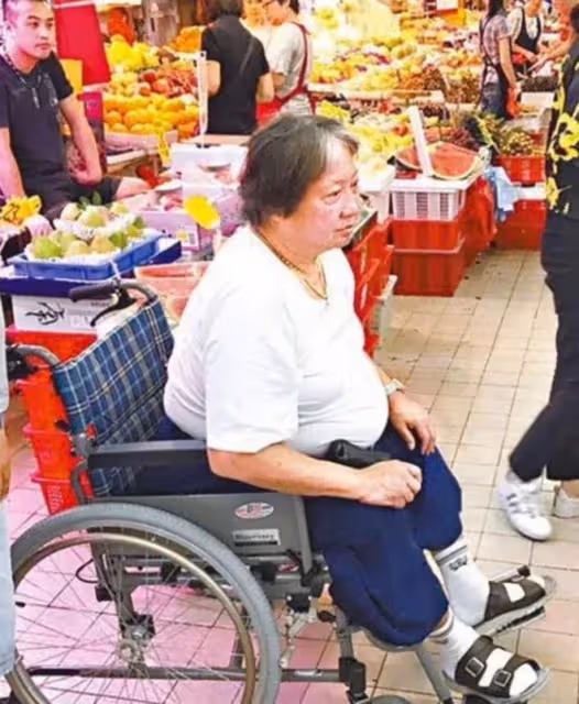 兩代功夫明星聚會!洪金寶已行動不便,釋小龍自編自導動作片追夢