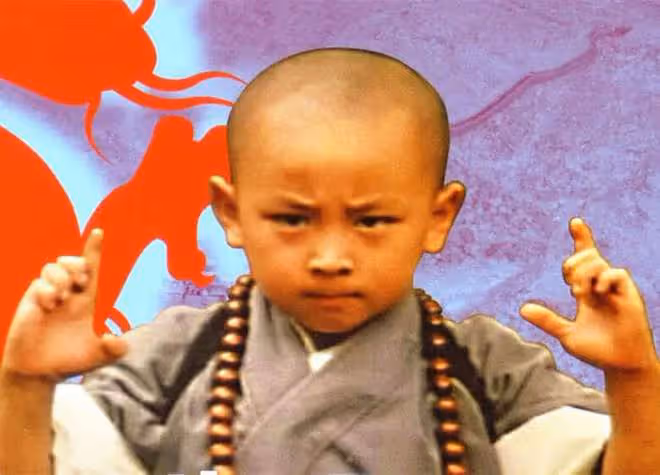 兩代功夫明星聚會!洪金寶已行動不便,釋小龍自編自導動作片追夢