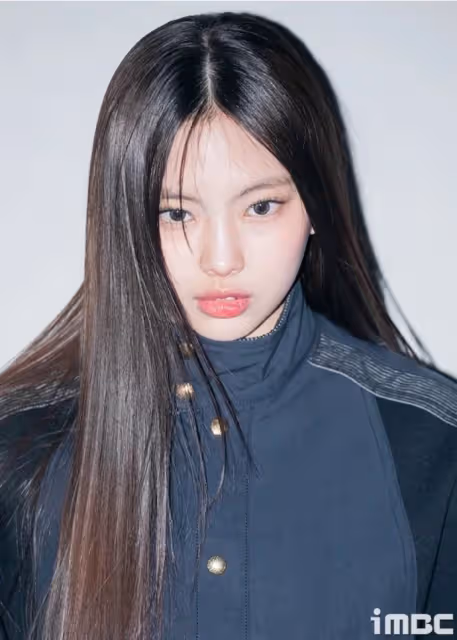 16歲韓國女團愛豆,時裝秀上太上鏡,眾多藝人現身,她獨受青睞?