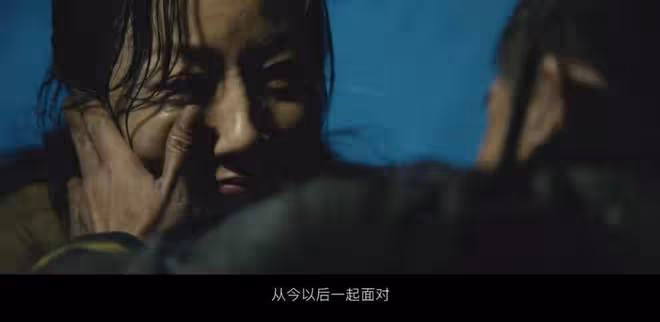 《驚天救援》中的消防嫂韓雪,任性得讓人心疼,堅強得讓人敬佩