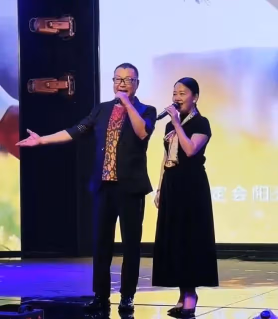 尹相傑攜小16歲愛妻商演撈金！穿百元衣變瘦，攜妻發新歌疑想復出