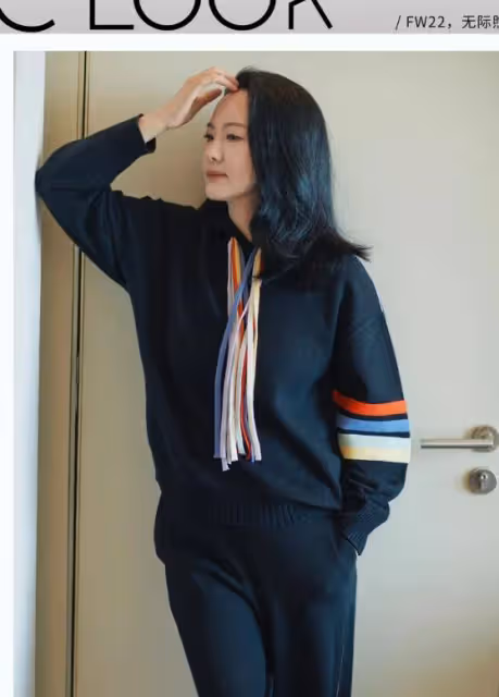 看到52歲的詠梅，才知道什麼叫不做作的美！堪稱中年女模