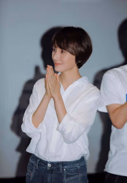 「短髮垂耳」是40歲以上女性最適合的髮型，看看孫儷和袁泉就明白了